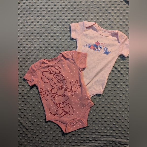 Disney Minnie Mouse Pink and White Bodysuit Onsies Duo 3/6 Month - Picture 1 of 3